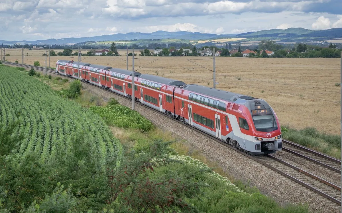 Modernizácia trate - nová vlaková súprava ZSSK